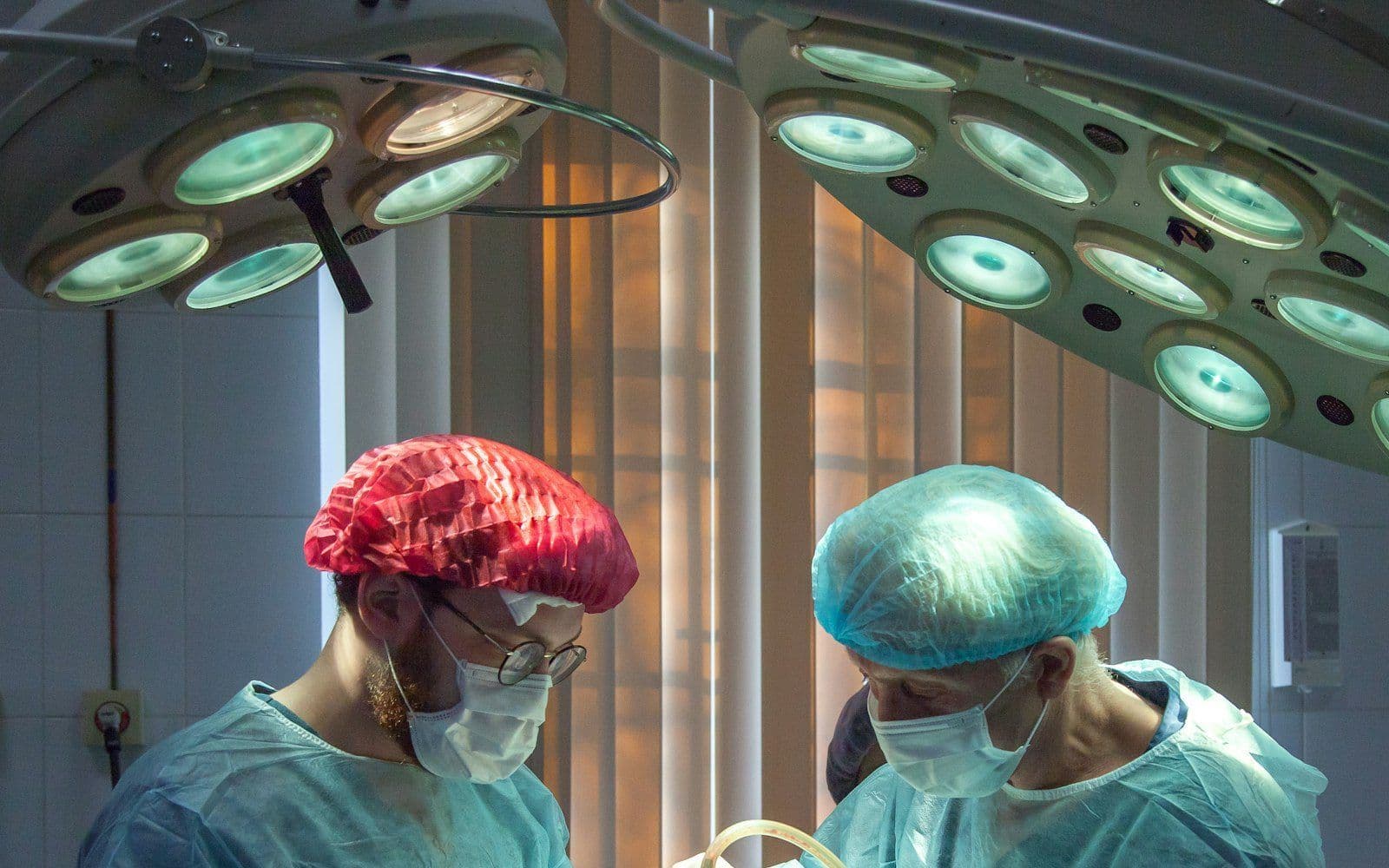 DHI Hair Transplant — Premium Unshaven Option